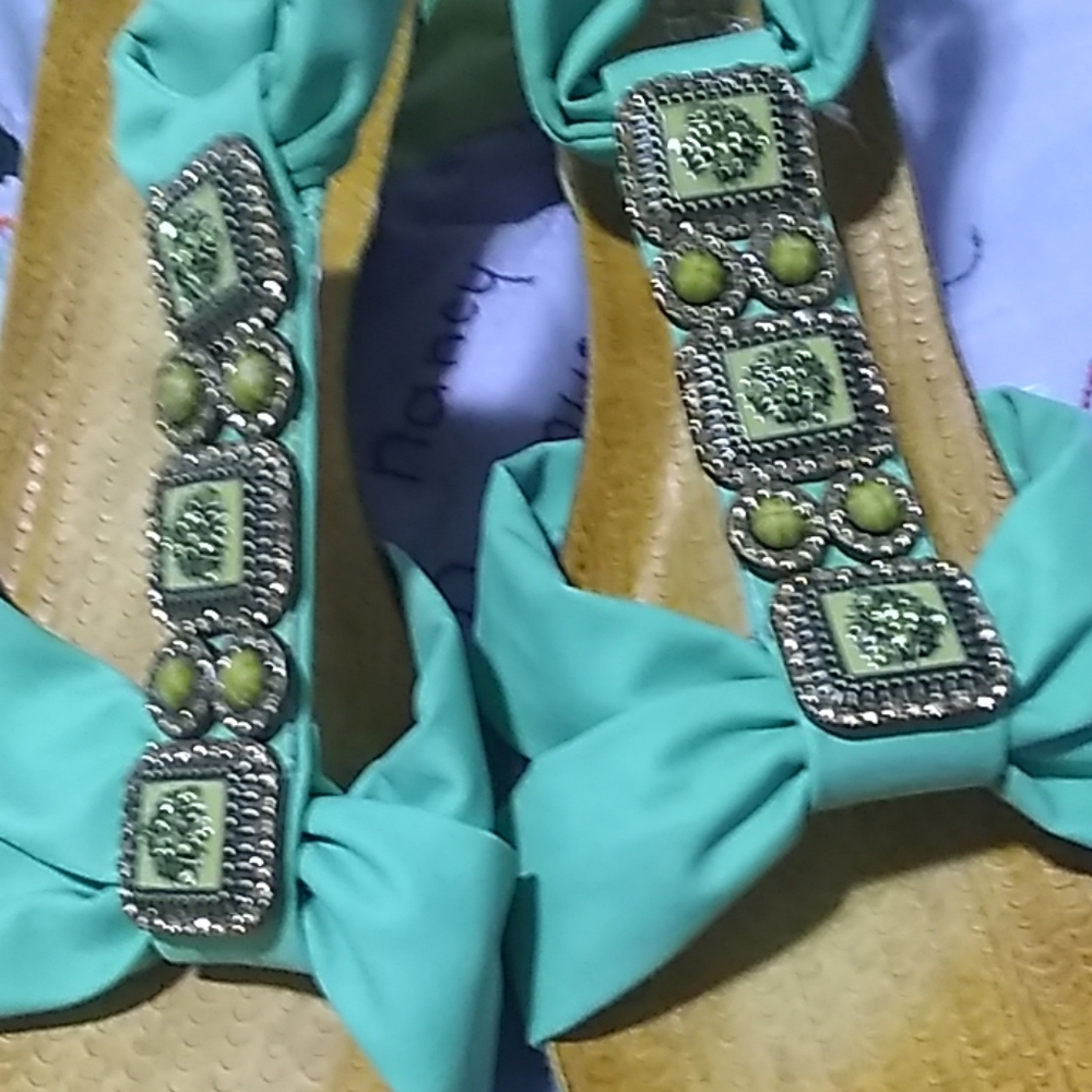 Sandals - Picture 5 of 5